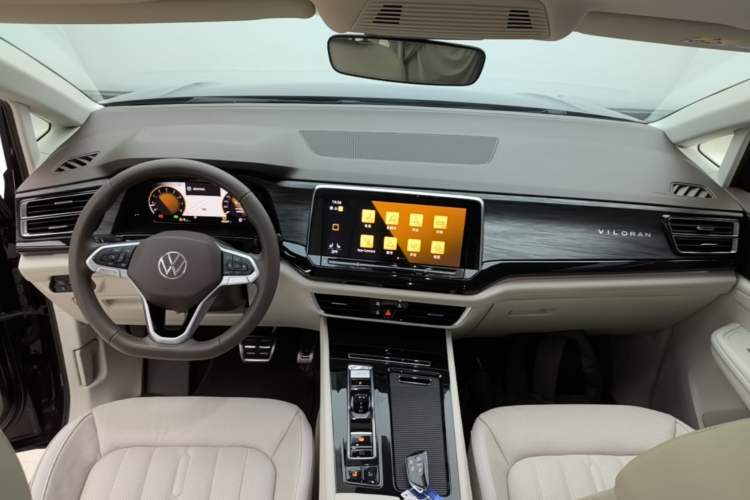 Used Volkswagen Viloran 2023 Revised Version 380TSI Luxury Edition Center Console