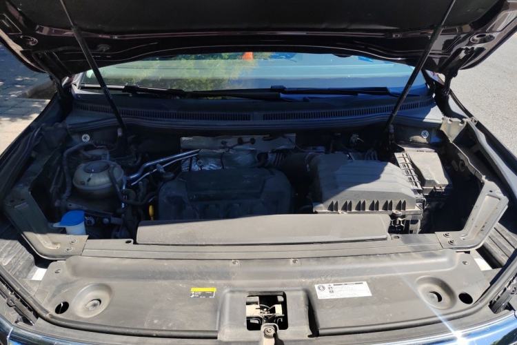 Used Volkswagen Viloran 2023 380TSI Prestige Edition Engine Bay