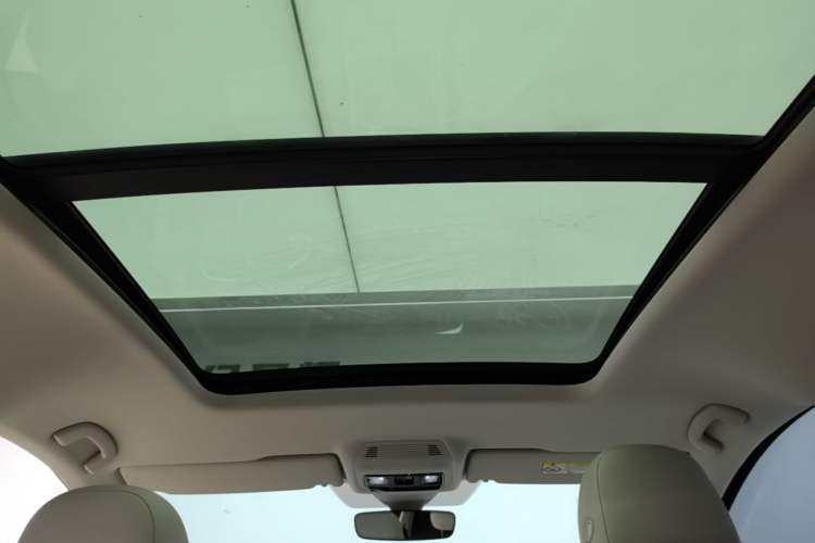 Used Volkswagen Viloran 2023 Revised Version 380TSI Luxury Edition Headliner