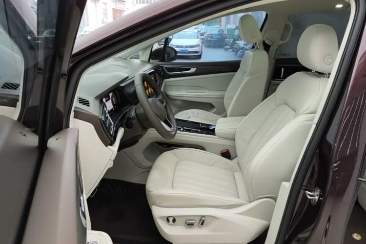 Used Volkswagen Viloran 2023 Revised Version 380TSI Luxury Edition Left Front Seat