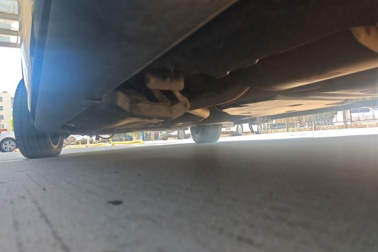 Used Volkswagen Viloran 2023 380TSI Flagship Edition Chassis Rear Left