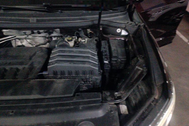 Used Volkswagen Viloran 2023 380TSI Prestige Edition Engine Bay Left
