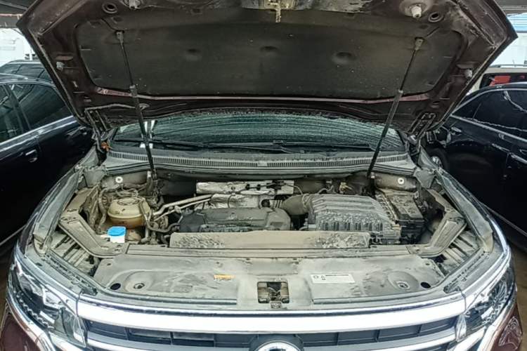 Used Volkswagen Viloran 2023 380TSI Luxury Edition Engine Bay