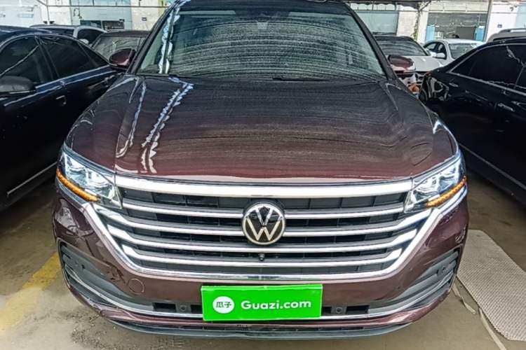 Used Volkswagen Viloran 2023 380TSI Luxury Edition Front