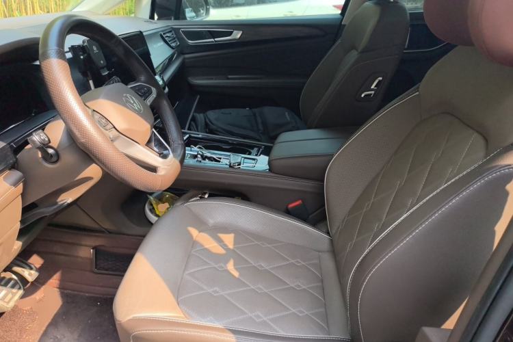 Used Volkswagen Viloran 2023 380TSI Prestige Edition Left Front Seat