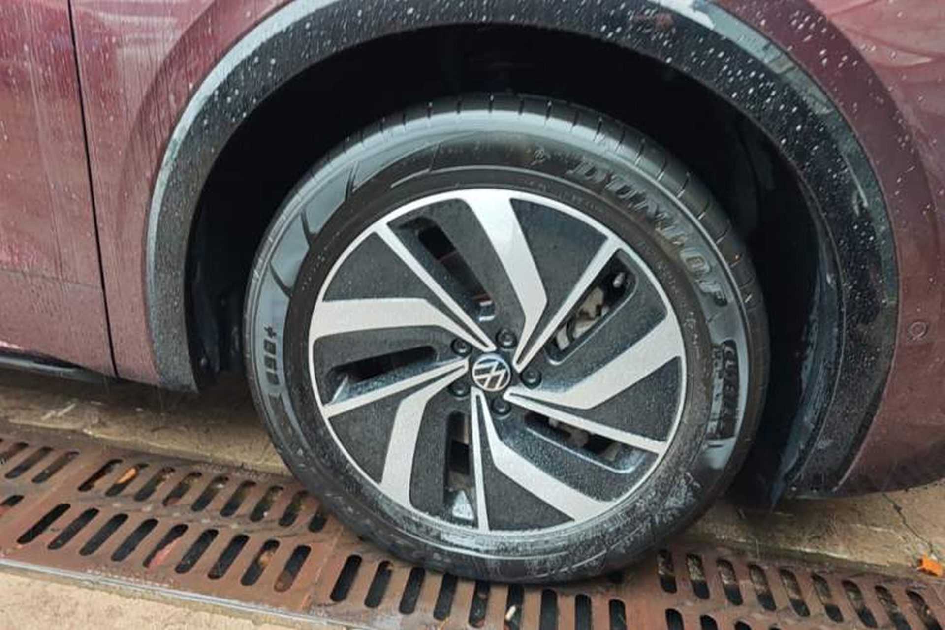 Used Volkswagen Viloran 2023 Revised Version 380TSI Luxury Edition Right Front Wheel Hub