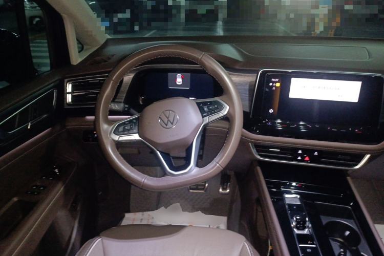 Used Volkswagen Viloran 2023 380TSI Prestige Edition Steering Wheel