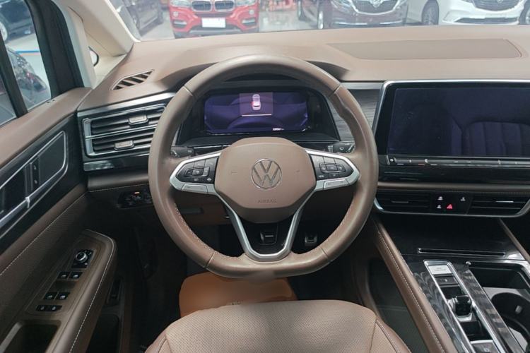 Used Volkswagen Viloran 2023 Revised Version 380TSI Luxury Edition Steering Wheel