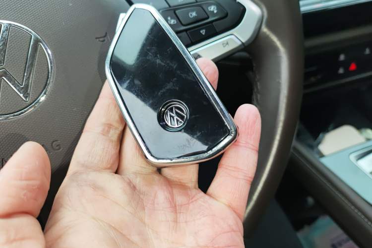 Used Volkswagen Viloran 2023 380TSI Prestige Edition Vehicle Key