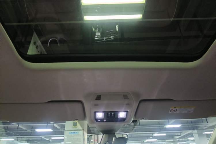Used Volkswagen Viloran 2023 380TSI Prestige Edition Headliner