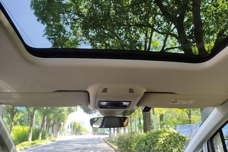 Used Volkswagen Viloran 2023 380TSI Prestige Edition Headliner