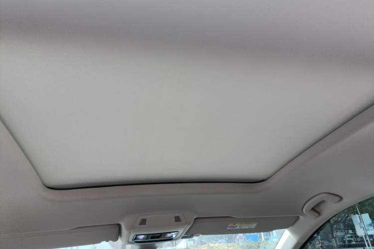 Used Volkswagen Viloran 2023 Revised Version 380TSI Luxury Edition Headliner