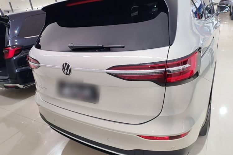 Used Volkswagen Viloran 2023 380TSI Luxury Edition Rear