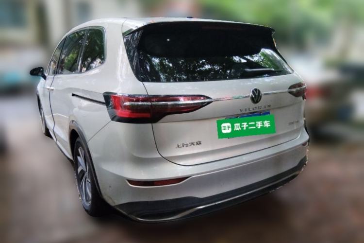 Used Volkswagen Viloran 2023 330TSI Luxury Edition Rear Left 45 Deg