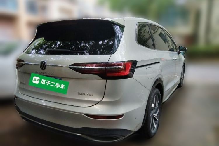 Used Volkswagen Viloran 2023 330TSI Luxury Edition Rear Right 45 Deg