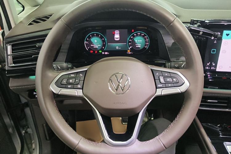 Used Volkswagen Viloran 2023 380TSI Prestige Edition Steering Wheel