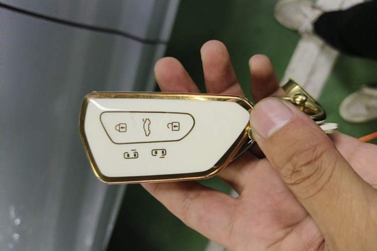 Used Volkswagen Viloran 2023 380TSI Prestige Edition Vehicle Key