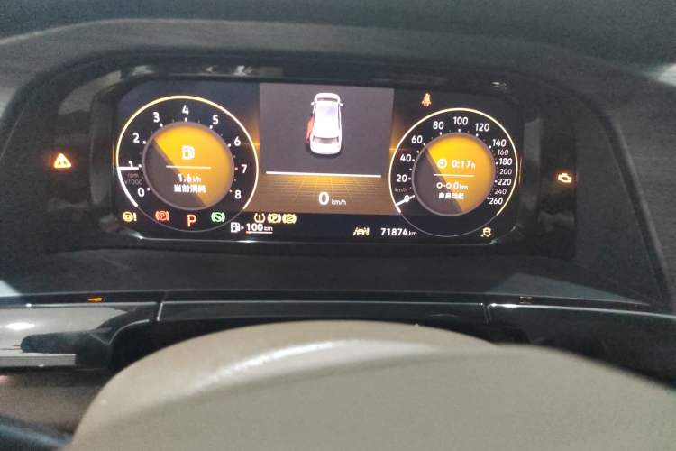 Used Volkswagen Viloran 2023 330TSI Luxury Edition Odometer Close Up