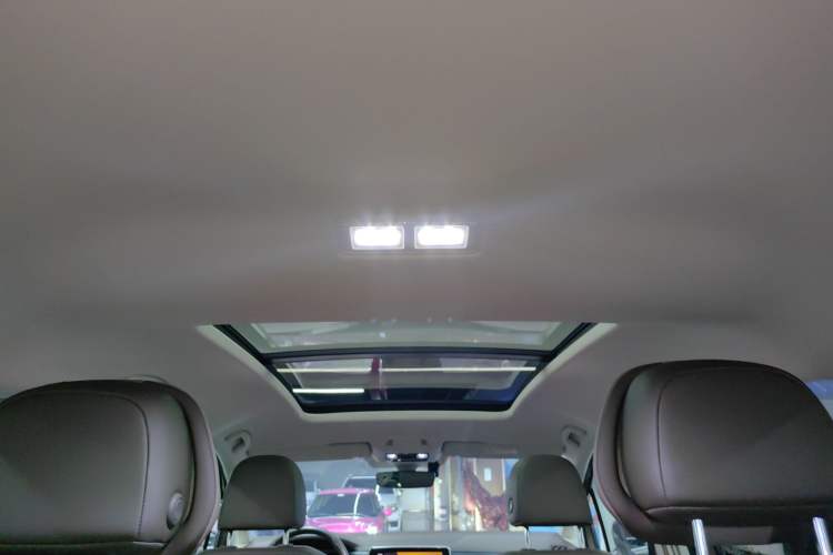 Used Volkswagen Viloran 2023 380TSI Prestige Edition Headliner