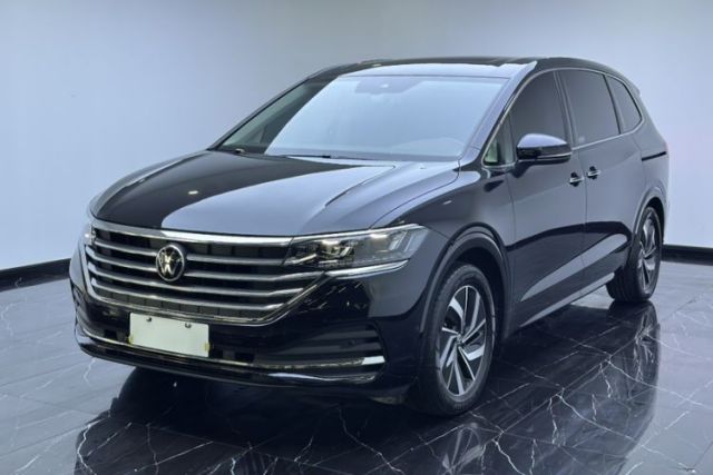 Ojetý Volkswagen Viloran 2024 380TSI Luxury Edition