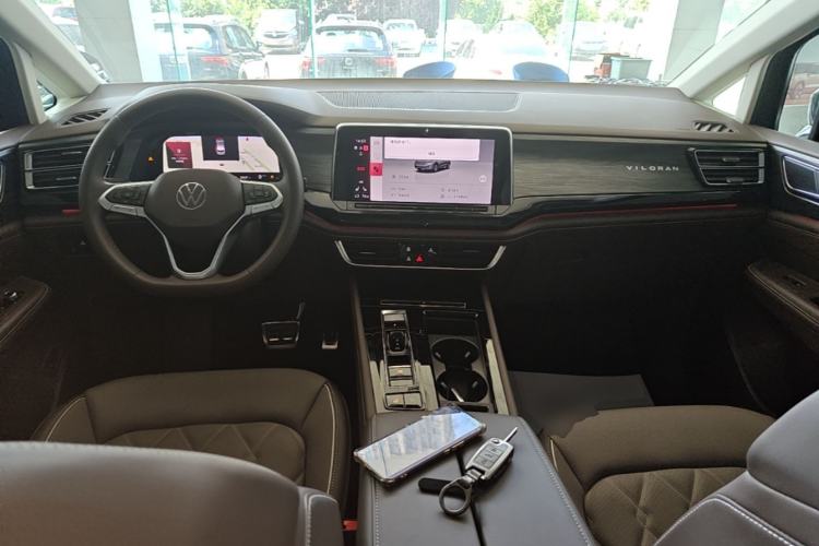Used Volkswagen Viloran 2024 380TSI Premium Edition Center Console