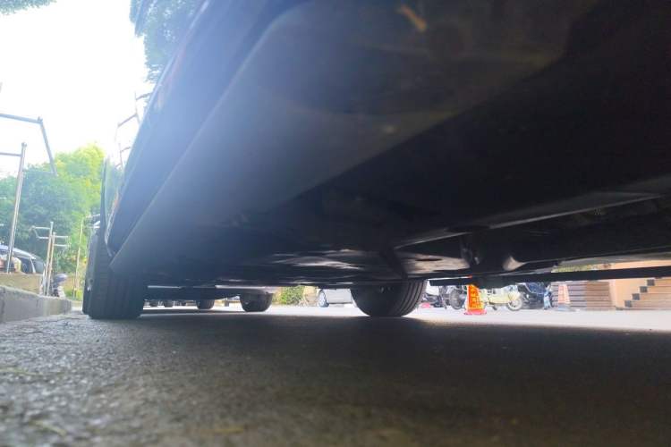 Used Volkswagen Viloran 2024 380TSI Premium Edition Chassis Front Right