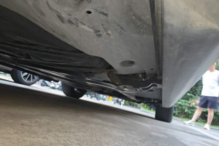Used Volkswagen Viloran 2024 380TSI Luxury Edition Chassis Rear Right