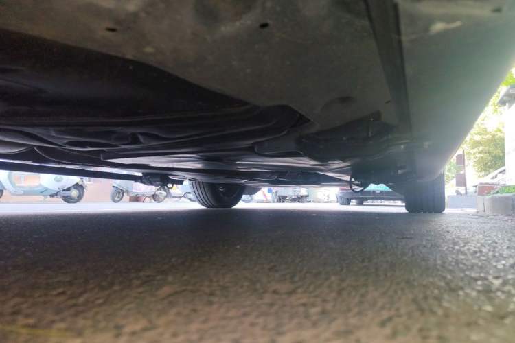 Used Volkswagen Viloran 2024 380TSI Premium Edition Chassis Rear Right