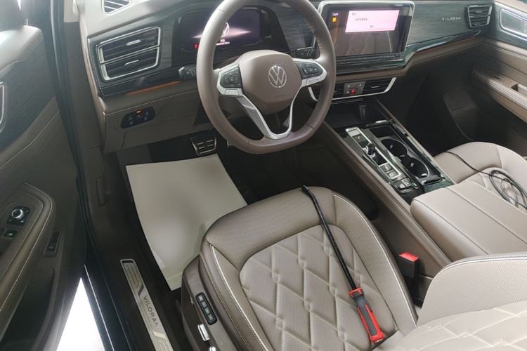 Used Volkswagen Viloran 2024 380TSI Premium Edition Driver Seat