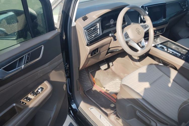 Used Volkswagen Viloran 2024 330TSI Business Edition Driver Seat