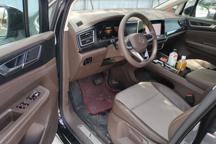 Used Volkswagen Viloran 2024 330TSI Business Edition Driver Seat
