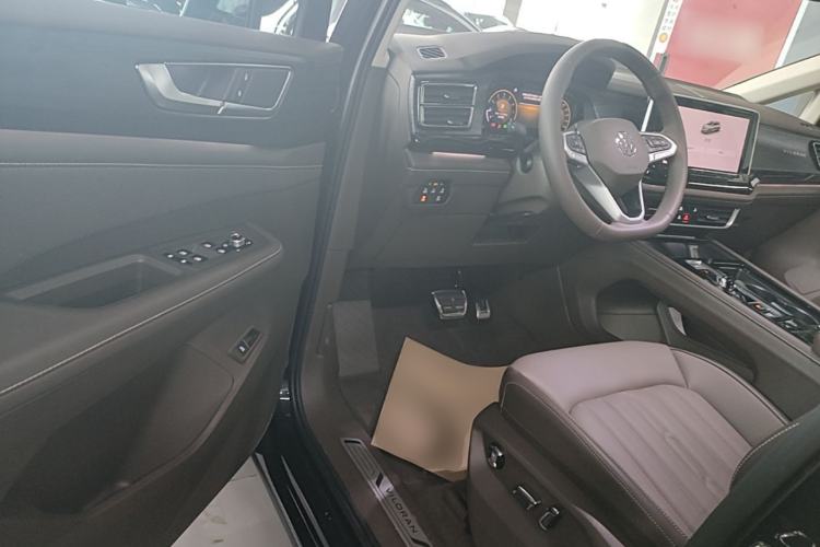Used Volkswagen Viloran 2024 380TSI Luxury Edition Driver Seat