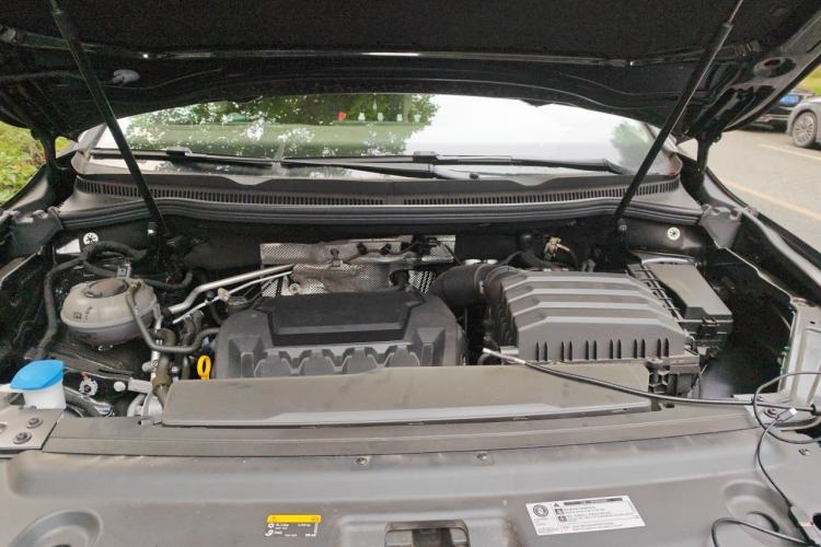 Used Volkswagen Viloran 2024 380TSI Luxury Edition Engine Bay