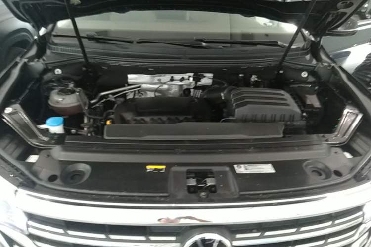 Used Volkswagen Viloran 2024 380TSI Premium Edition Engine Bay