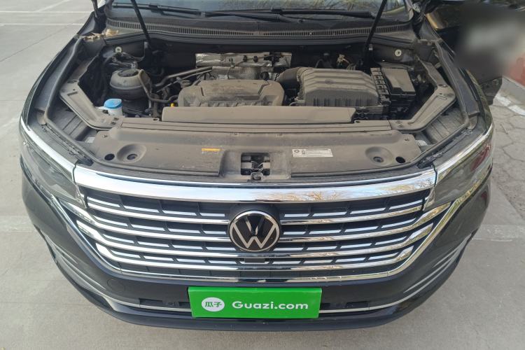 Used Volkswagen Viloran 2024 380TSI Premium Edition Engine Bay