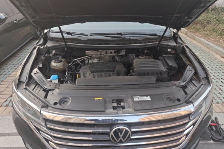 Used Volkswagen Viloran 2024 380TSI Luxury Edition Engine Bay