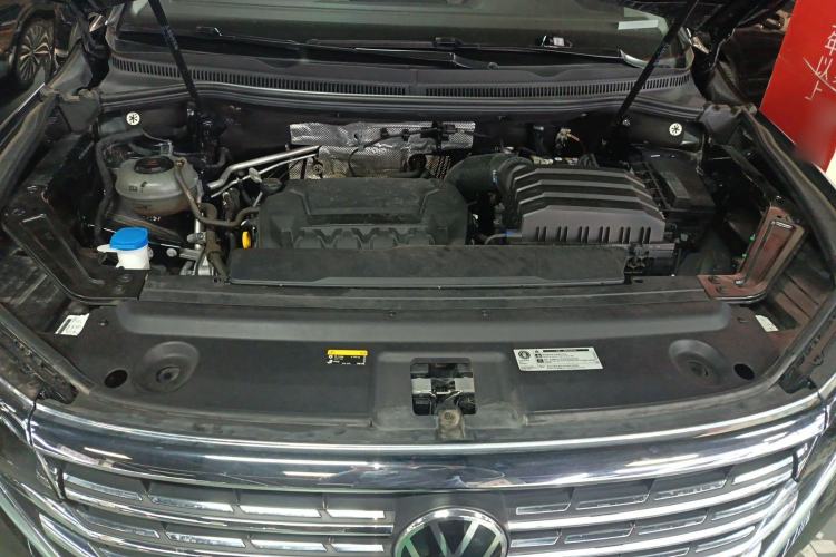 Used Volkswagen Viloran 2024 380TSI Premium Edition Engine Bay