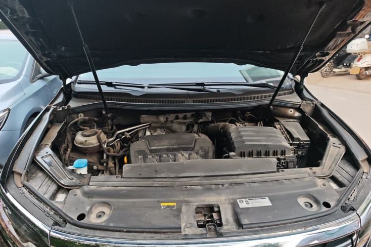 Used Volkswagen Viloran 2024 380TSI Premium Edition Engine Bay