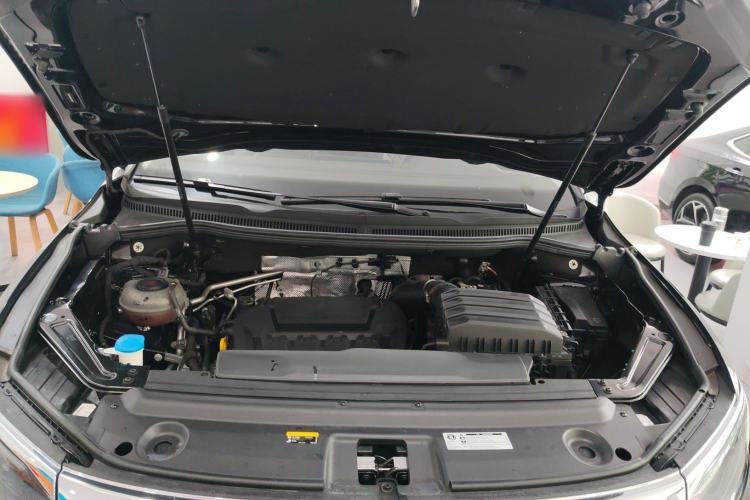 Used Volkswagen Viloran 2024 380TSI Premium Edition Engine Bay