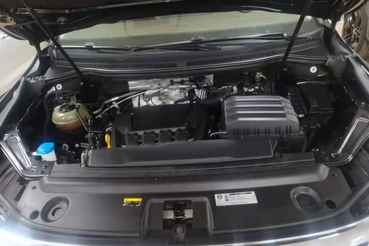 Used Volkswagen Viloran 2024 330TSI Business Edition Engine Bay
