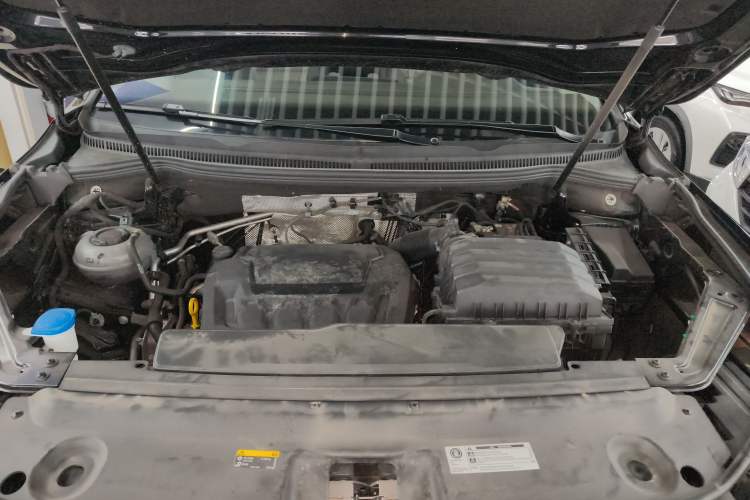Used Volkswagen Viloran 2024 330TSI Business Edition Engine Bay