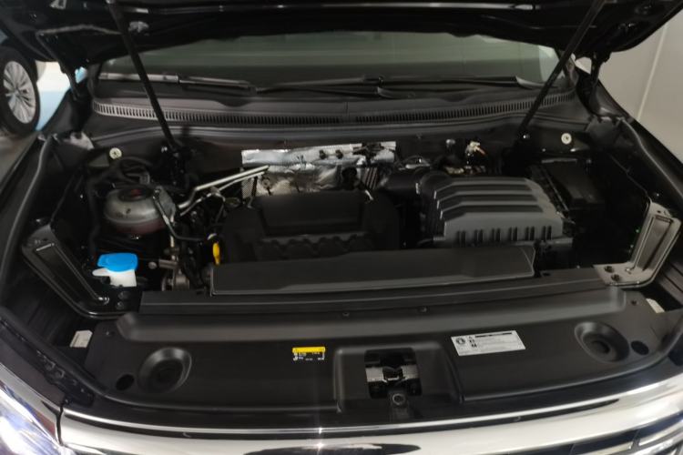 Used Volkswagen Viloran 2024 380TSI Premium Edition Engine Bay