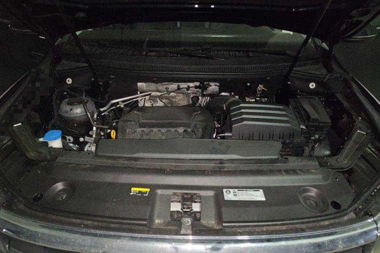 Used Volkswagen Viloran 2024 380TSI Luxury Edition Engine Bay