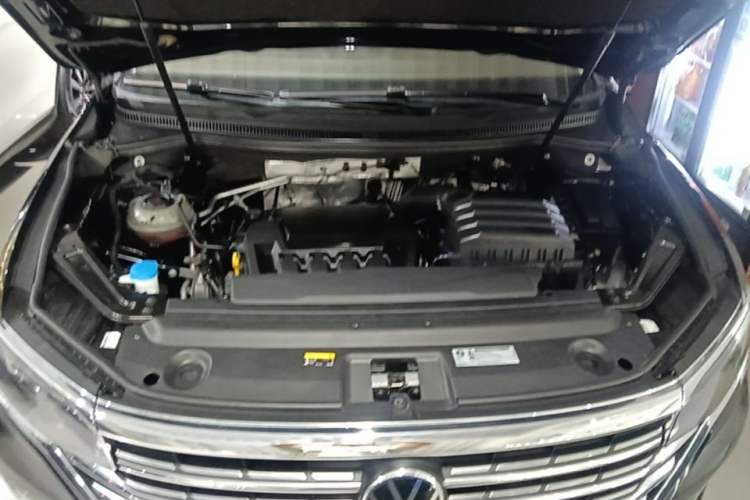 Used Volkswagen Viloran 2024 380TSI Premium Edition Engine Bay