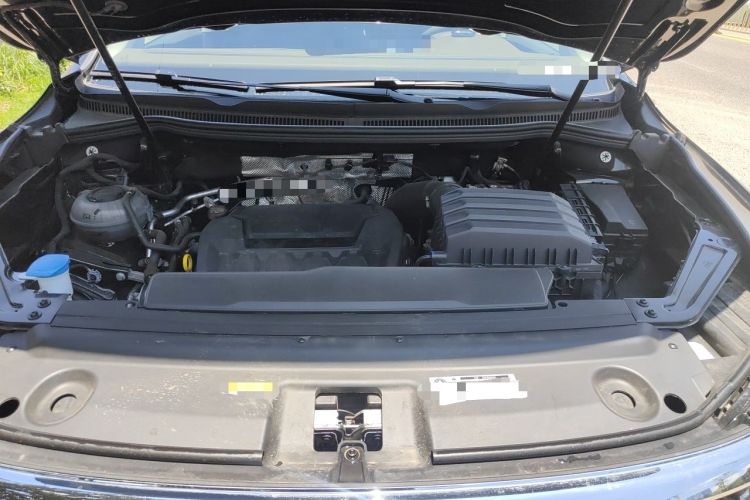 Used Volkswagen Viloran 2024 380TSI Premium Edition Engine Bay