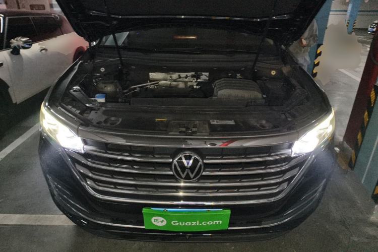 Used Volkswagen Viloran 2024 380TSI Premium Edition Engine Bay