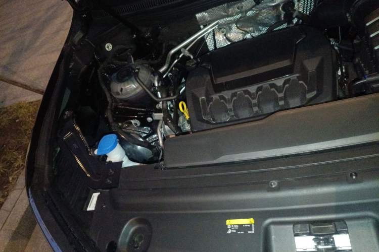 Used Volkswagen Viloran 2024 380TSI Flagship Edition Engine Bay Right