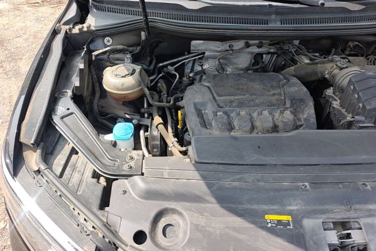Used Volkswagen Viloran 2024 330TSI Business Edition Engine Bay Right