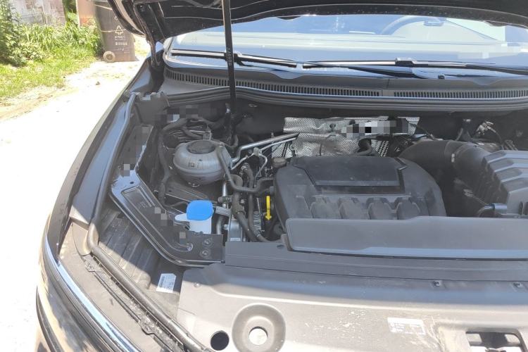 Used Volkswagen Viloran 2024 380TSI Premium Edition Engine Bay Right