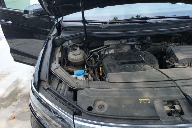 Used Volkswagen Viloran 2024 330TSI Business Edition Engine Bay Right